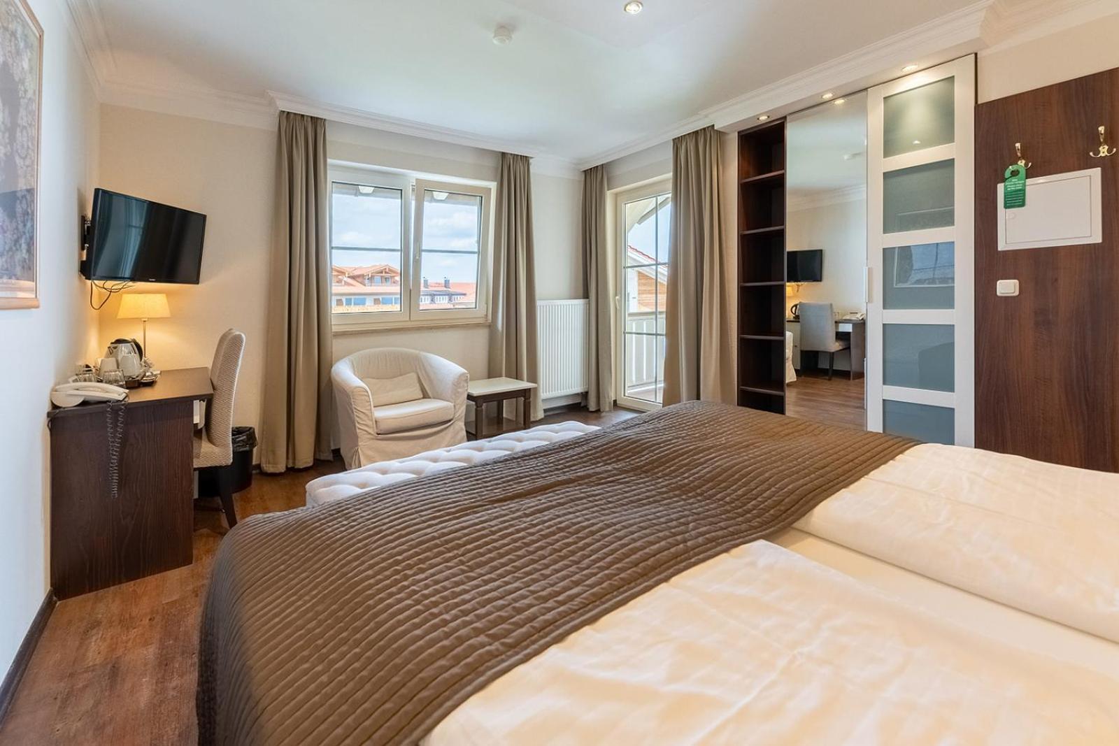 Chiemseestern Vacation & Recreation "Adults Only" Gstadt am Chiemsee Room photo