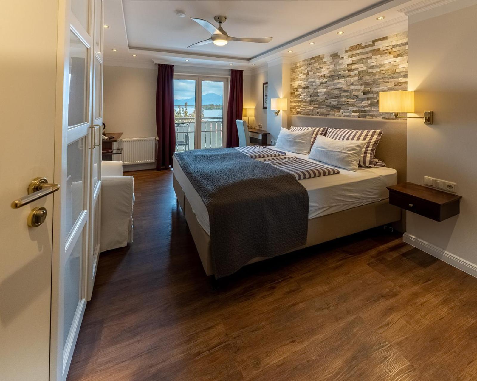 Chiemseestern Vacation & Recreation "Adults Only" Gstadt am Chiemsee Exterior photo