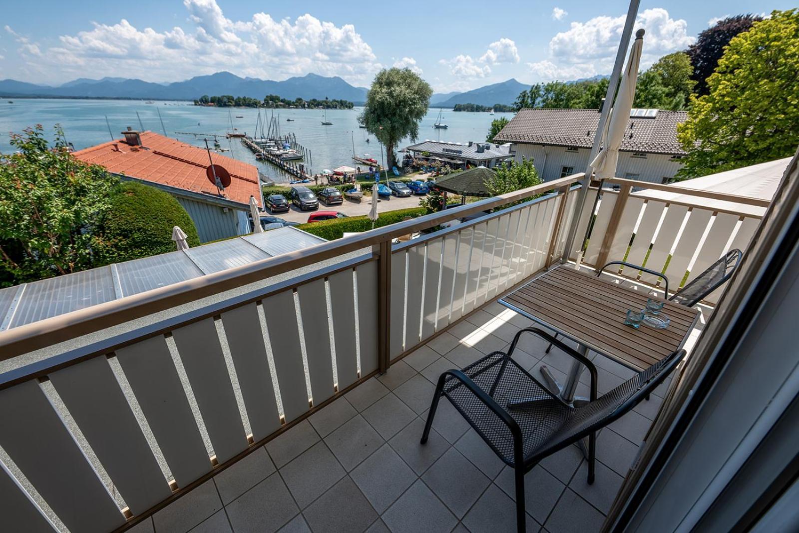 Chiemseestern Vacation & Recreation "Adults Only" Gstadt am Chiemsee Room photo
