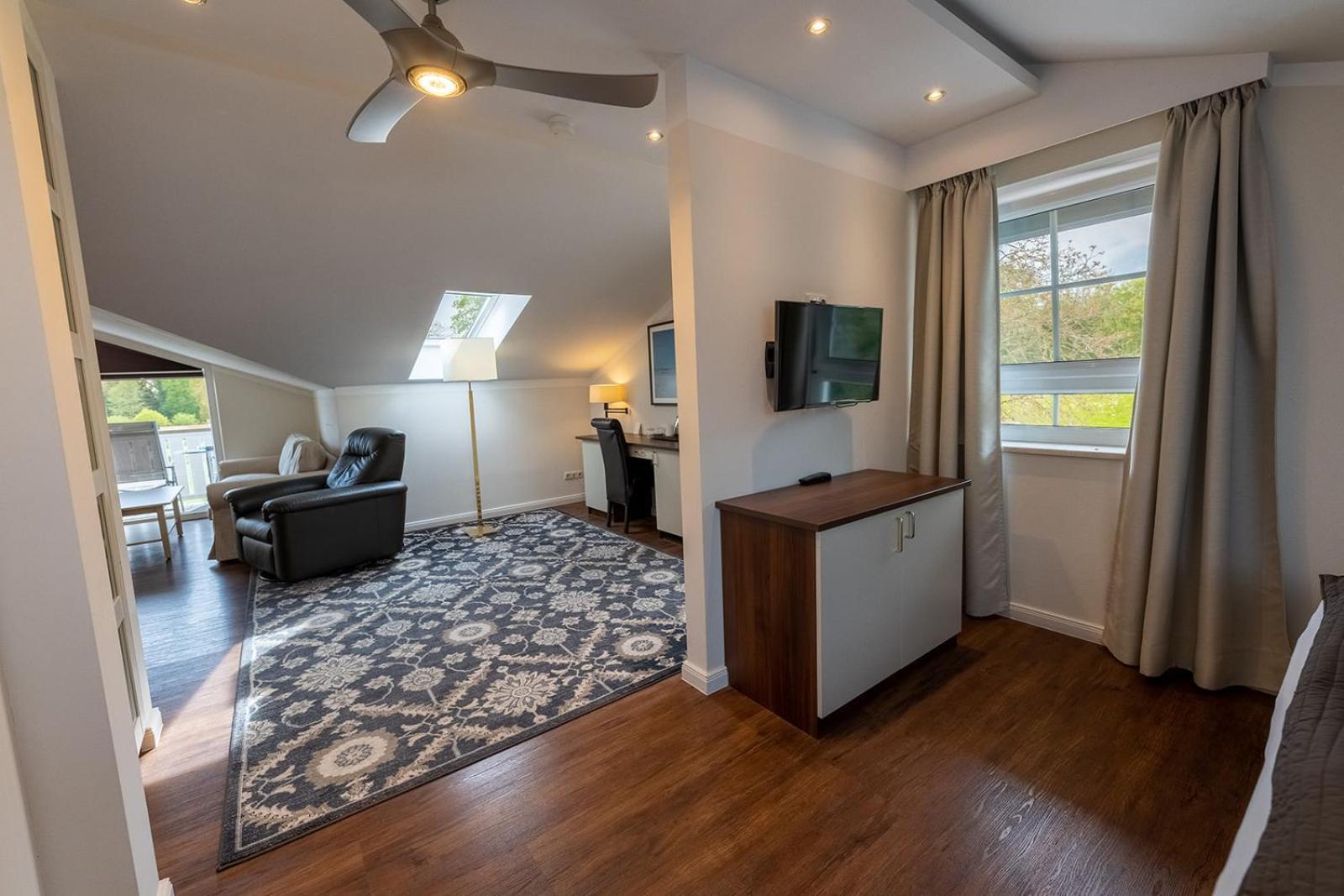 Chiemseestern Vacation & Recreation "Adults Only" Gstadt am Chiemsee Room photo