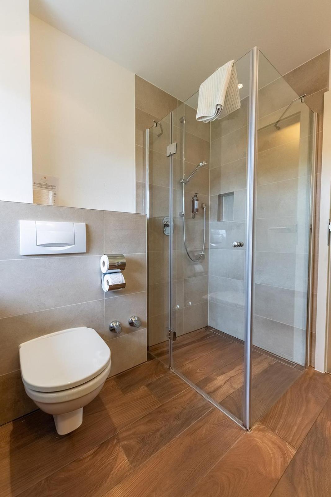 Chiemseestern Vacation & Recreation "Adults Only" Gstadt am Chiemsee Room photo